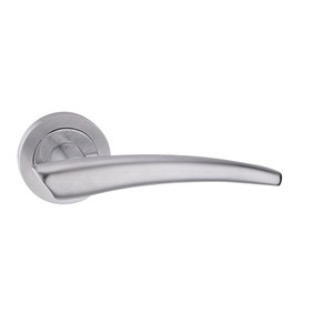 FORTESSA AVANT GARDE SAT CHROME LEVER ON ROSE HANDLES