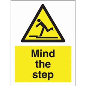 MIND THE STEP SIGN 200X300MM RIGID PLASTIC WA41R      AP10K